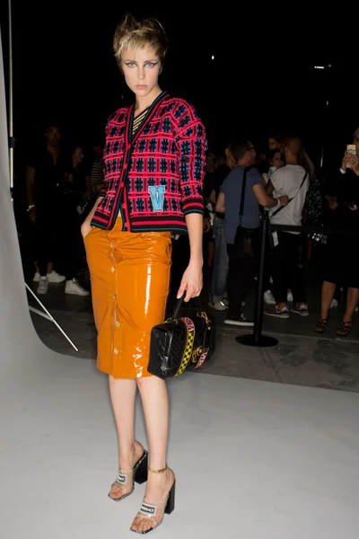Look 8